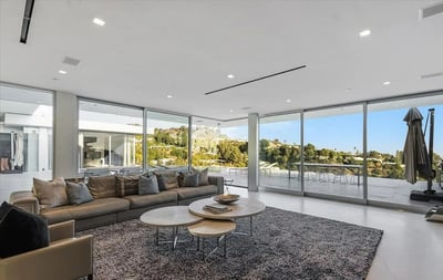 Luxury Villa Photo #20