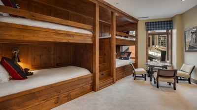 Bunkroom sleeps four