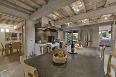 Luxury Villa Photo #14
