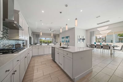 Luxury Villa Photo #17
