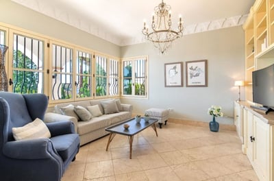 Luxury Villa Photo #24