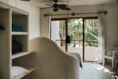 Luxury Villa Photo #8