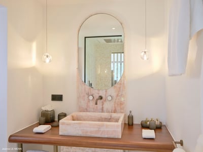 Luxury Villa Photo #43