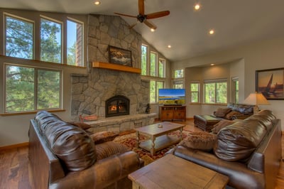 Luxury Villa Photo #3