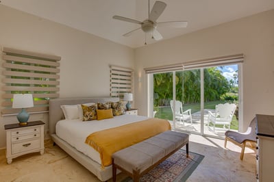 Luxury Villa Photo #25