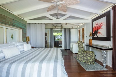 Luxury Villa Photo #20