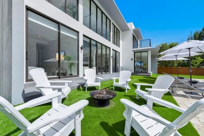 Luxury Villa Photo #9