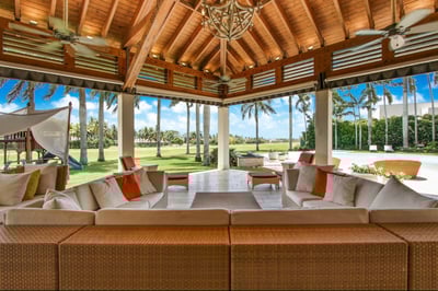 Luxury Villa Photo #12