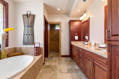 Luxury Villa Photo #29