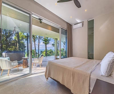 Luxury Villa Photo #47