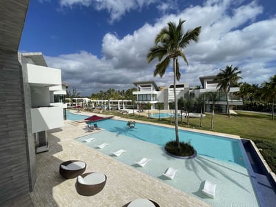 Luxury Villa Photo #5