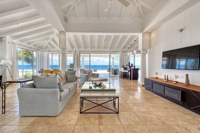 Luxury Villa Photo #16