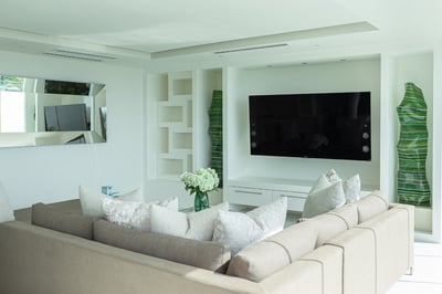 Luxury Villa Photo #15