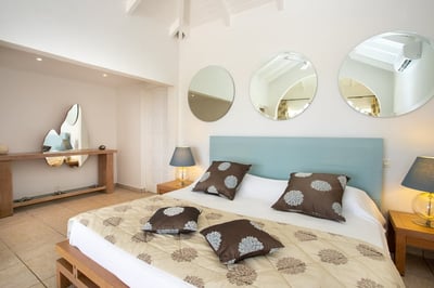 Luxury Villa Photo #34