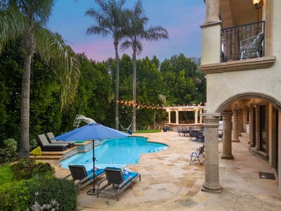 Luxury Villa Photo #5