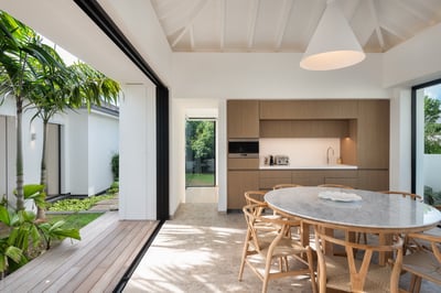 Luxury Villa Photo #12