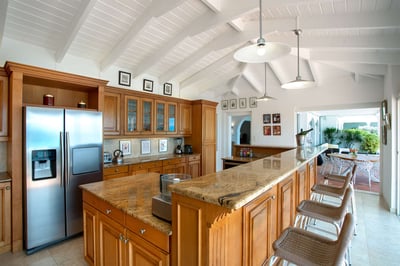 Luxury Villa Photo #15