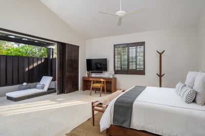 Luxury Villa Photo #29