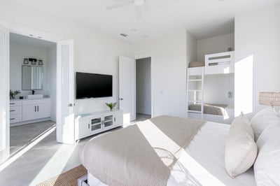 Luxury Villa Photo #22