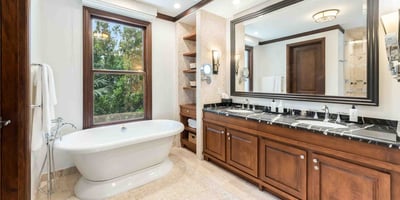 Luxury Villa Photo #19