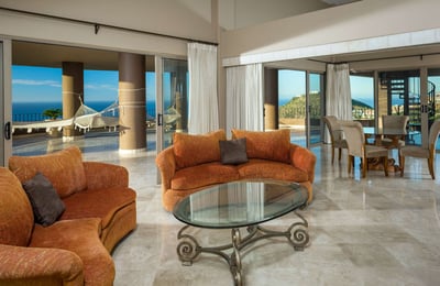 Luxury Villa Photo #20
