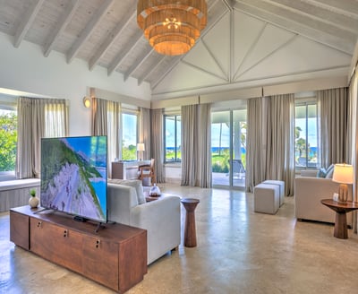 Luxury Villa Photo #33