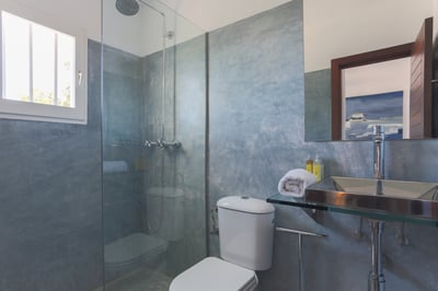 Luxury Villa Photo #34