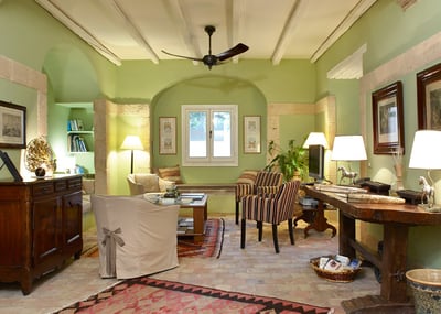 Luxury Villa Photo #11