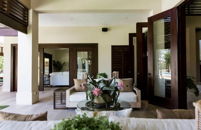 Luxury Villa Photo #23
