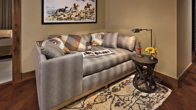 Hall lounge