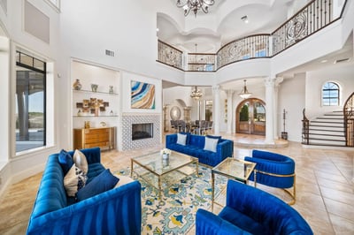Luxury Villa Photo #15