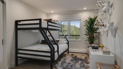 Bunk bedroom