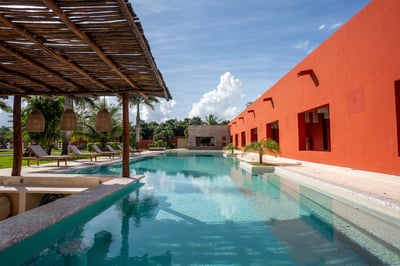 Luxury Villa Photo #7