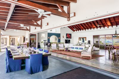 Luxury Villa Photo #25