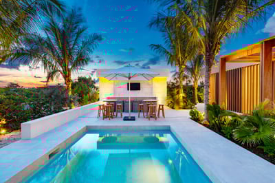 Luxury Villa Photo #17