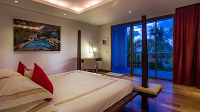 Luxury Villa Photo #33