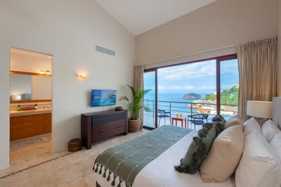 Luxury Villa Photo #72
