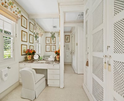 Luxury Villa Photo #21