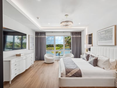 Luxury Villa Photo #54