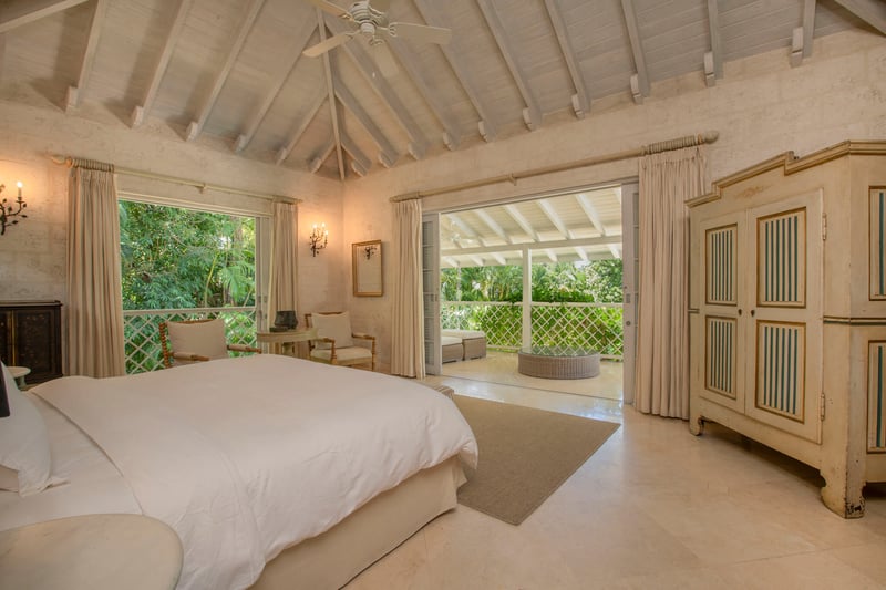 Bluff House and Cottage