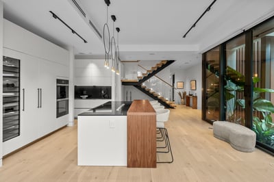 Luxury Villa Photo #14