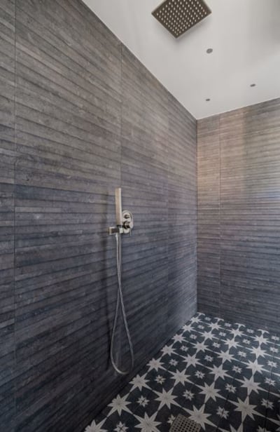 Luxury Villa Photo #25