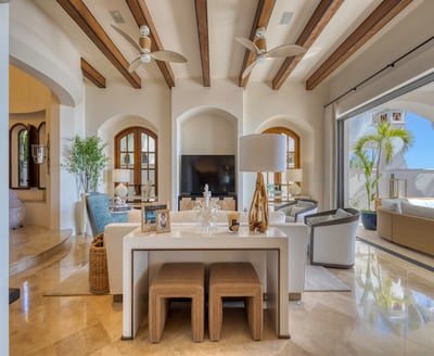 Luxury Villa Photo #21