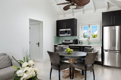 Luxury Villa Photo #26
