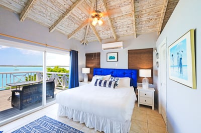 Luxury Villa Photo #36