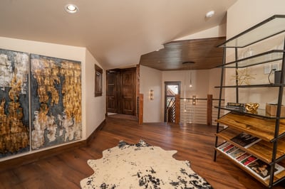 Upper level loft