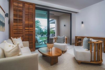 Luxury Villa Photo #23