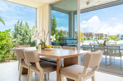 Luxury Villa Photo #5