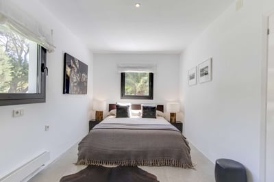 Luxury Villa Photo #27