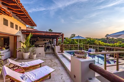 Luxury Villa Photo #8